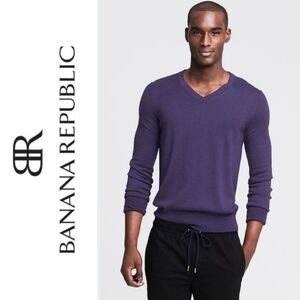 Banana Republic Silk Cotton Cashmere V Neck Pullover Sweater, Purple